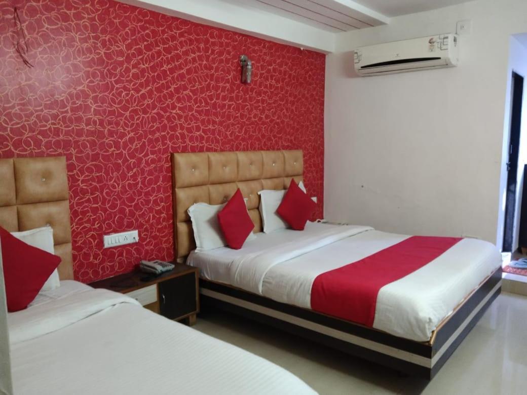 Hotel Anjali Palace Ahmedabad Ngoại thất bức ảnh